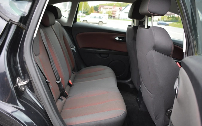 Seat Leon cena 16700 przebieg: 242500, rok produkcji 2006 z Dzierzgoń małe 352